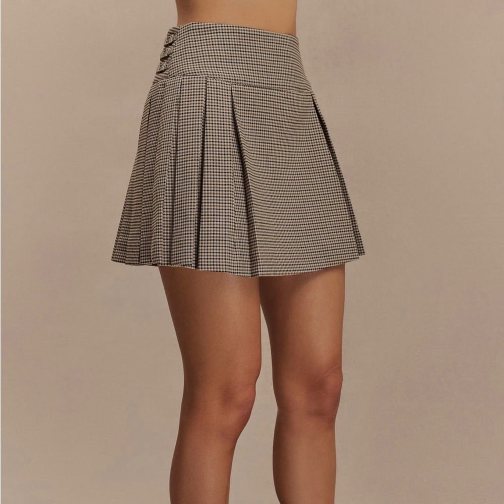 Meshki Tan Check Angie Pleated Buckle Mini Suiting Skirt - Spring Suiting NWOT - Picture 5 of 12